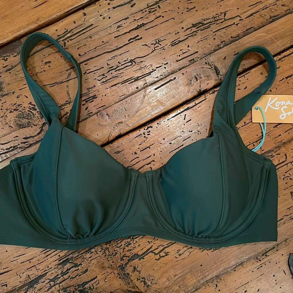 NWT Kona Sol swim top